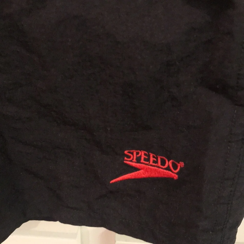 Speedo Swim Trunks Mens Size Large Black with Red Logo Pockets Drawstring Waist - Picture 2 of 10